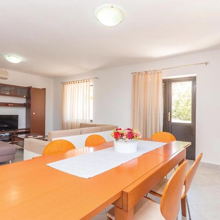 Gorgeous Home In Bibinje With House Sea View Zewnętrze zdjęcie